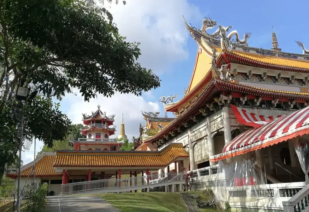 Image-For-Dragon-Temple-Building-At-Bishan-Ang-Mo-Kio-Park-By-The Young Maker